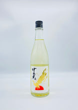 画像をギャラリービューアに読み込む, 2021醸造「純米吟醸 伊勢光」四合金箔(720ml):　無濾過原酒【生】
